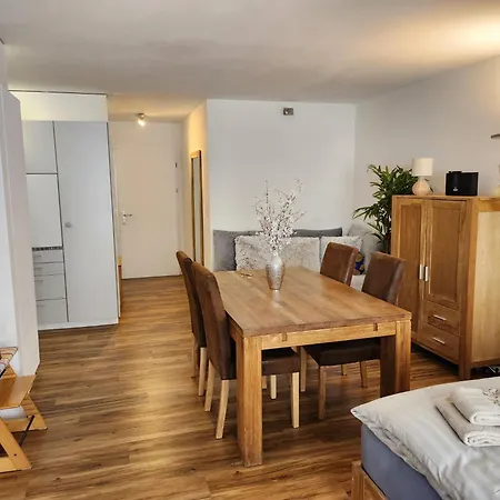 Apartment 2 60m2 An Der Talstation Jakobshorn Neben Wander- Und Mountainbikeparadise *