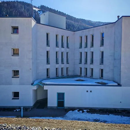 Appartamento 2 60m2 An Der Talstation Jakobshorn Neben Wander- Und Mountainbikeparadise *