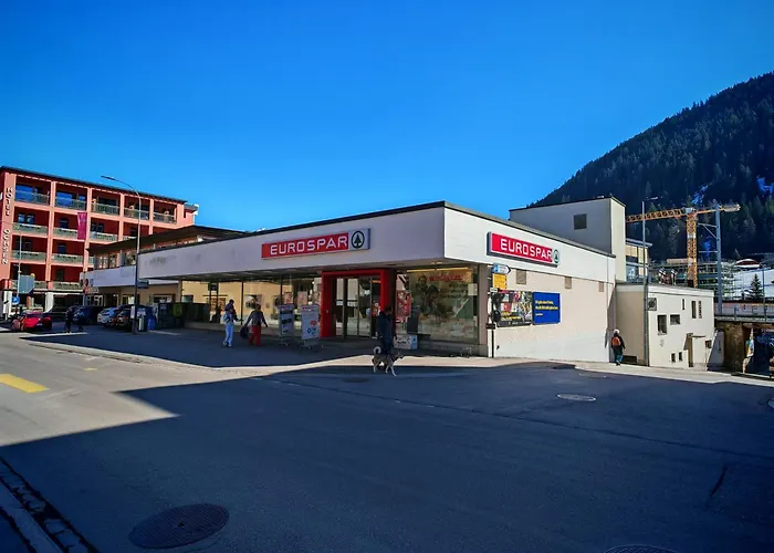 Fuer 5 Pers Neben Talstation Jakobshorn Skipiste Vollausgestattete Kueche Apartamento