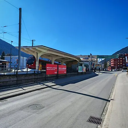 Für 5 Pers Neben Talstation Jakobshorn Skipiste Vollausgestattete Küche Apartamento Davos