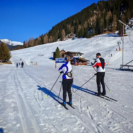 Für 5 Pers Neben Talstation Jakobshorn Skipiste Vollausgestattete Küche Apartamento Davos